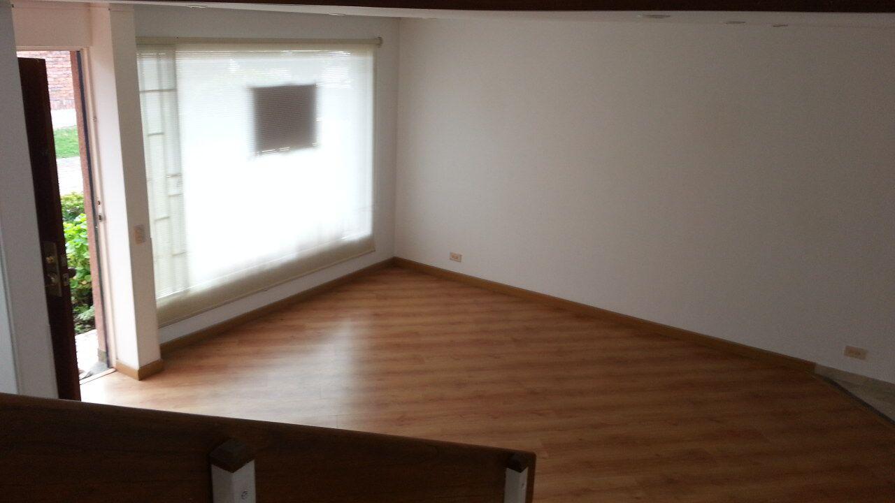 005 – Sala